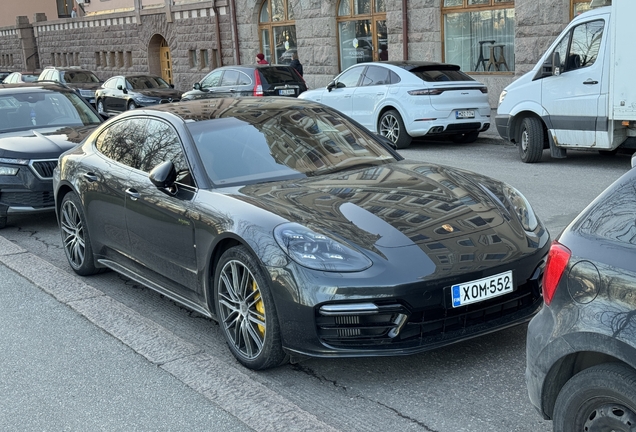 Porsche 971 Panamera Turbo S E-Hybrid