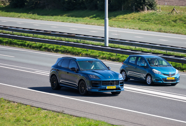 Porsche 9YA Cayenne Turbo E-Hybrid