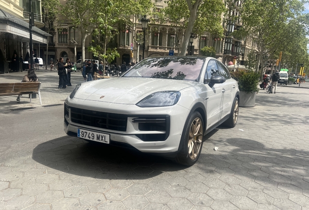 Porsche Cayenne Coupé Turbo E-Hybrid