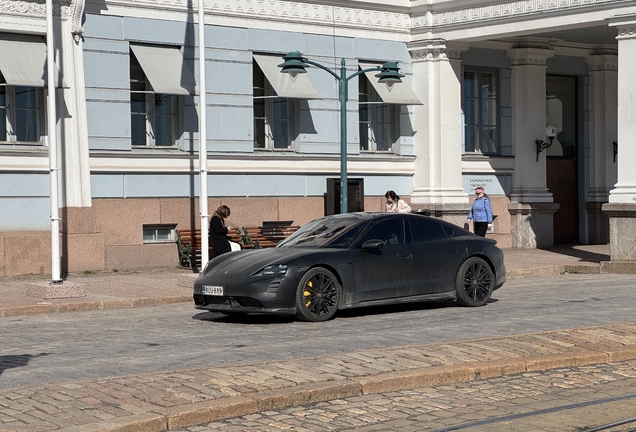 Porsche Taycan Turbo S