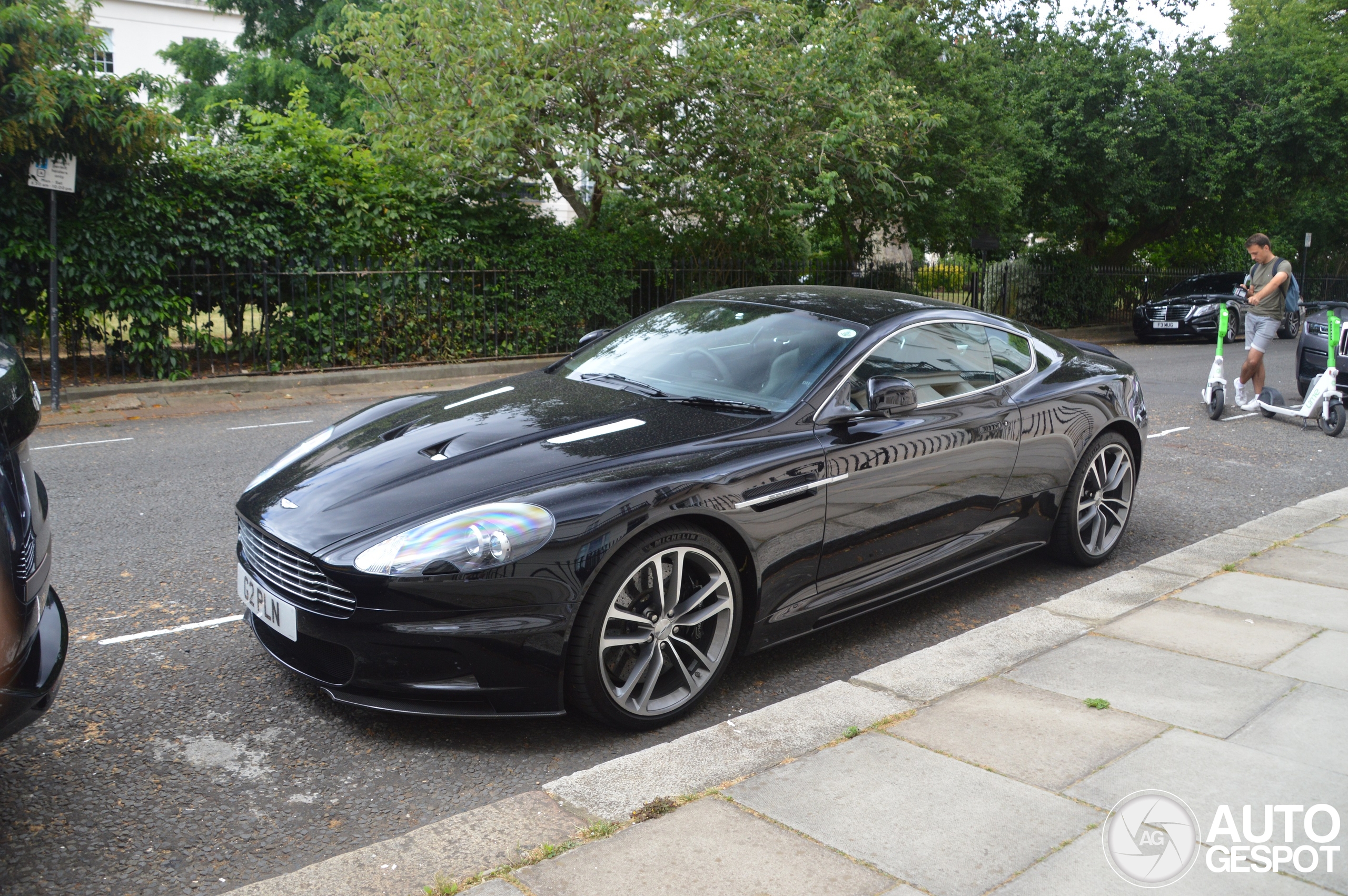 Aston Martin DBS