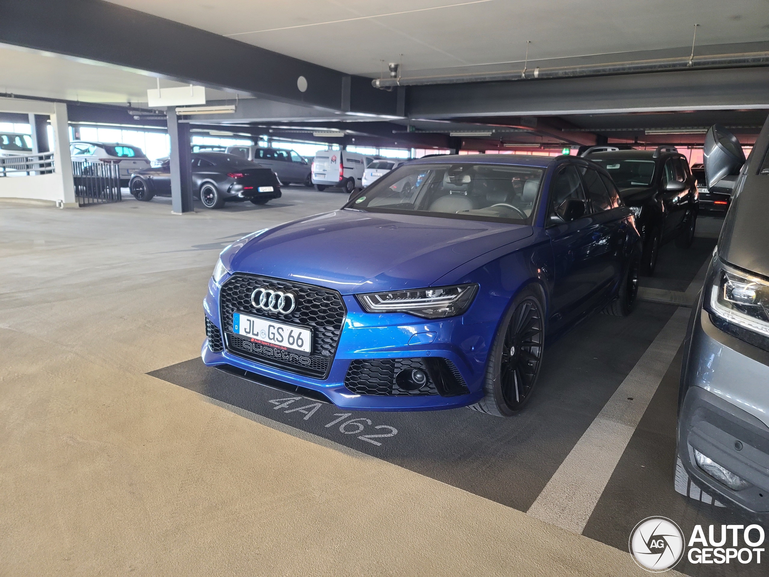 Audi RS6 Avant C7 2015