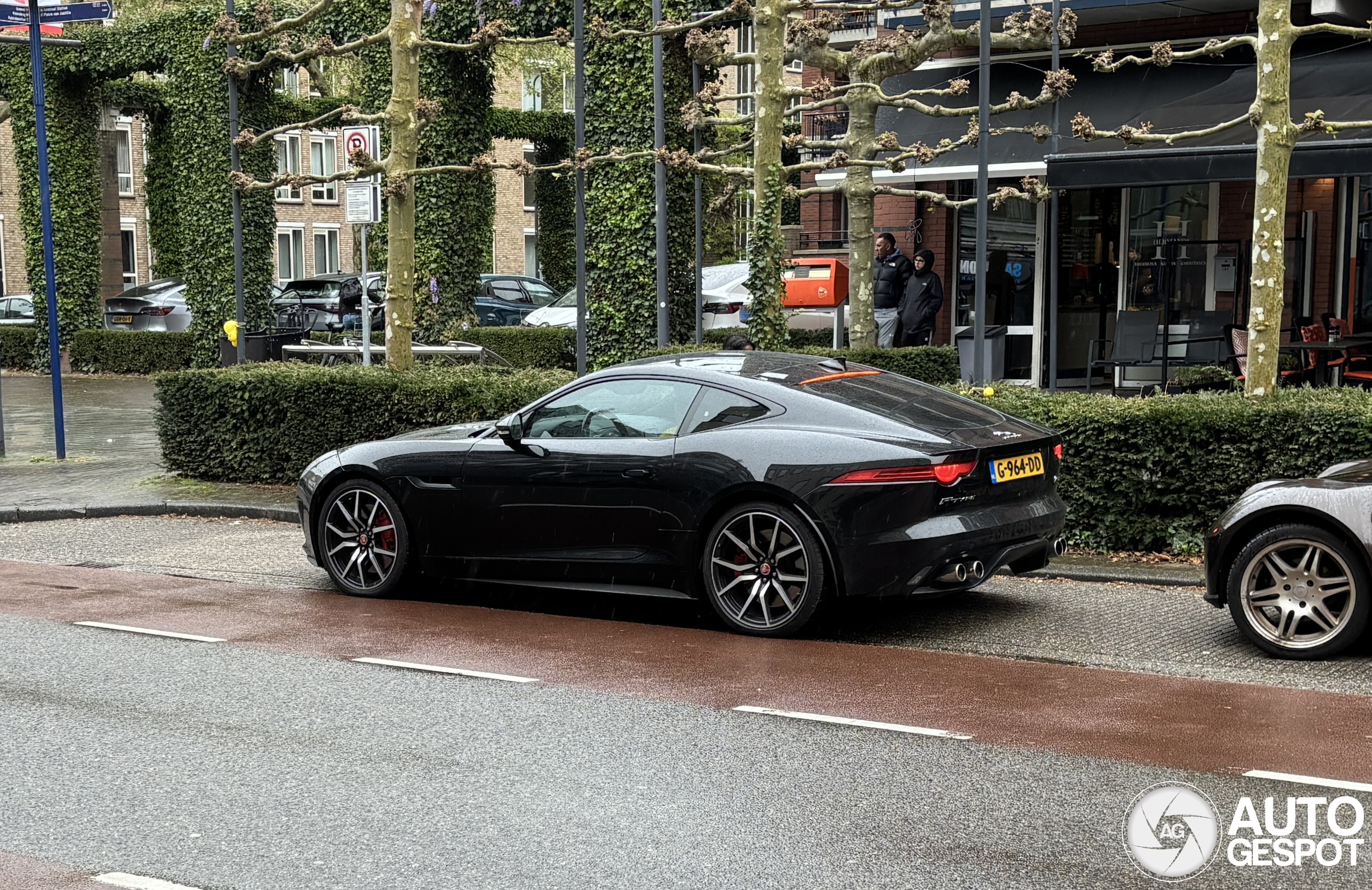 Jaguar F-TYPE R Coupé