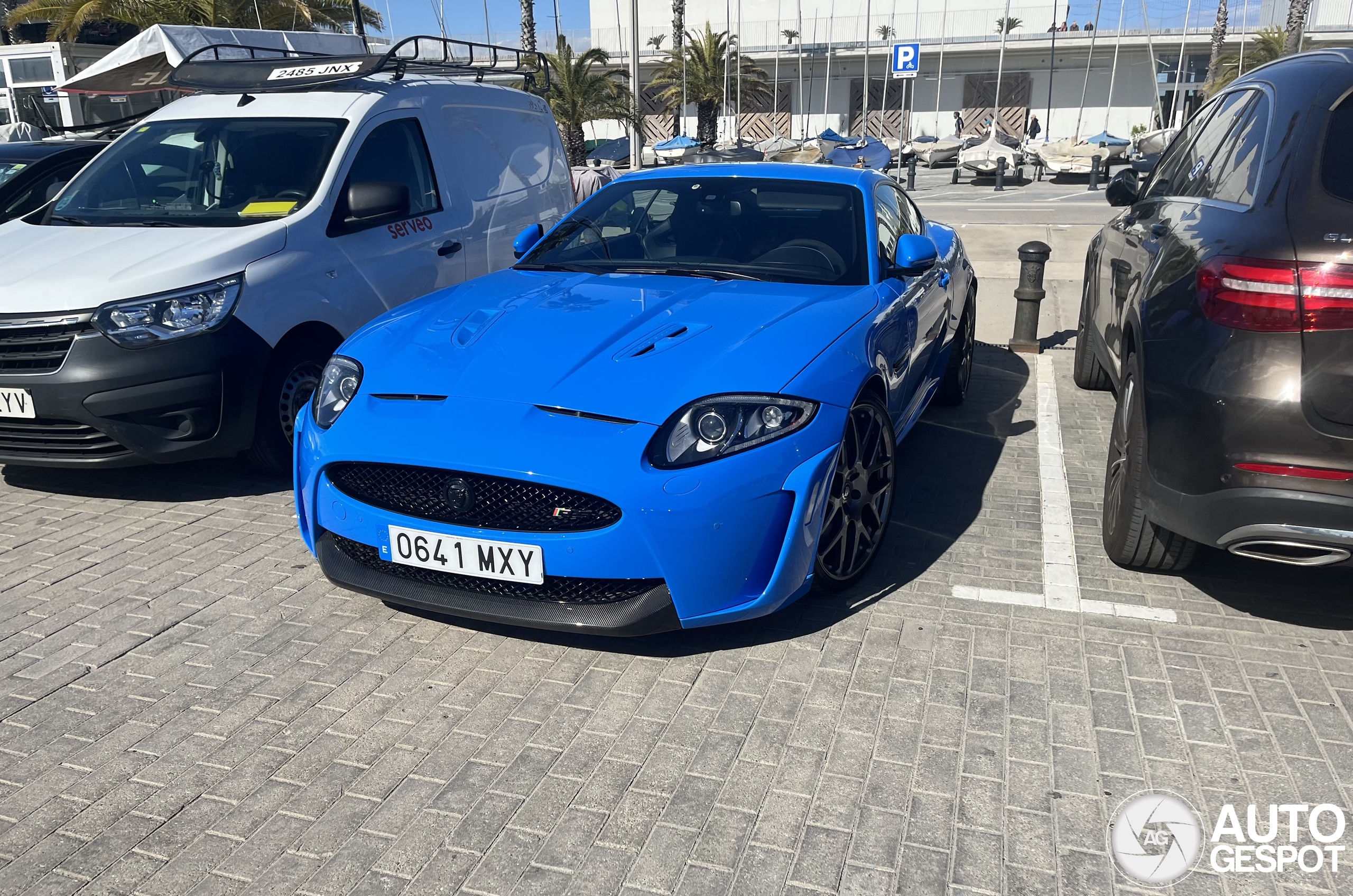 Jaguar XKR-S 2012