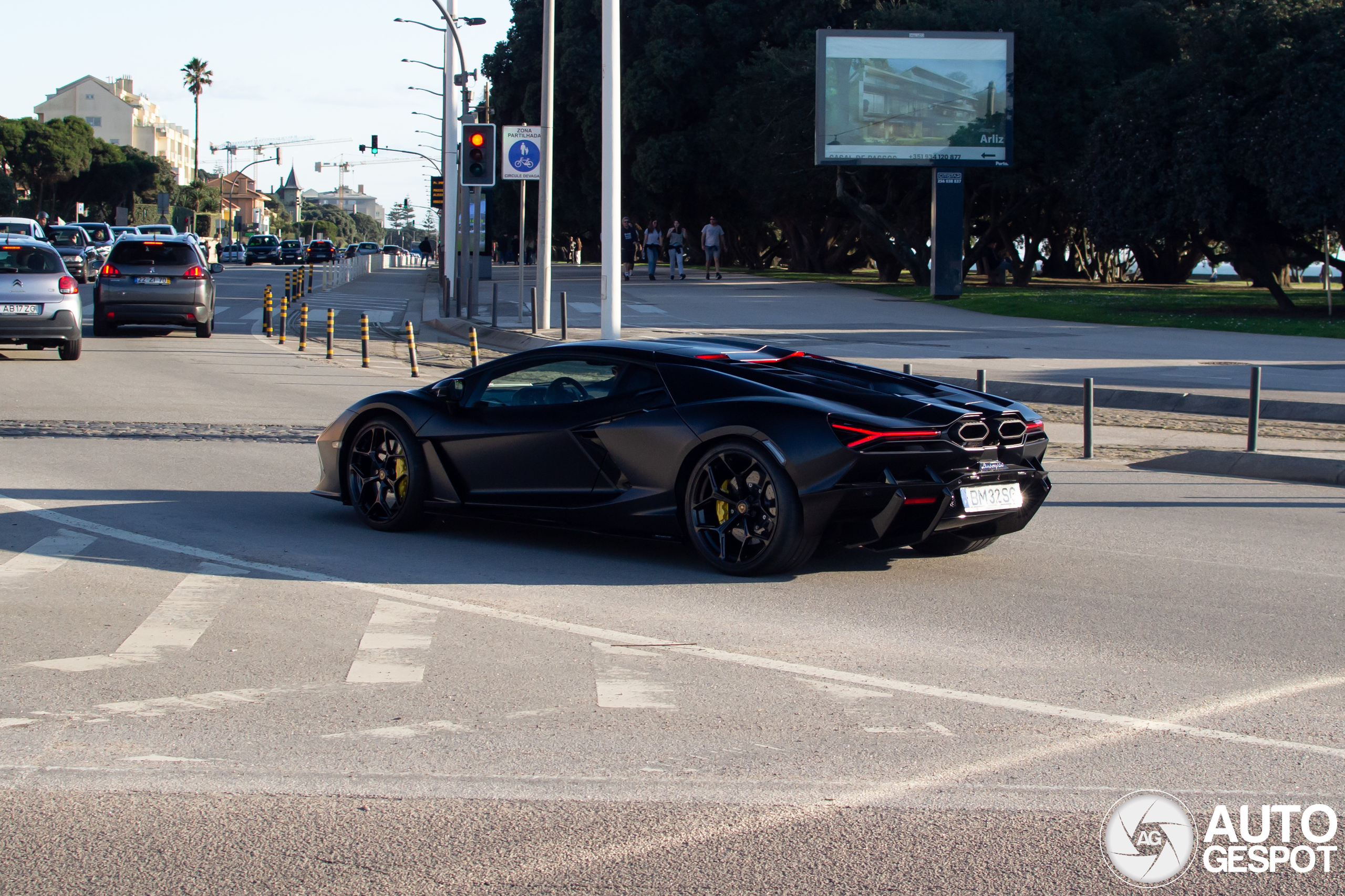 Lamborghini Revuelto