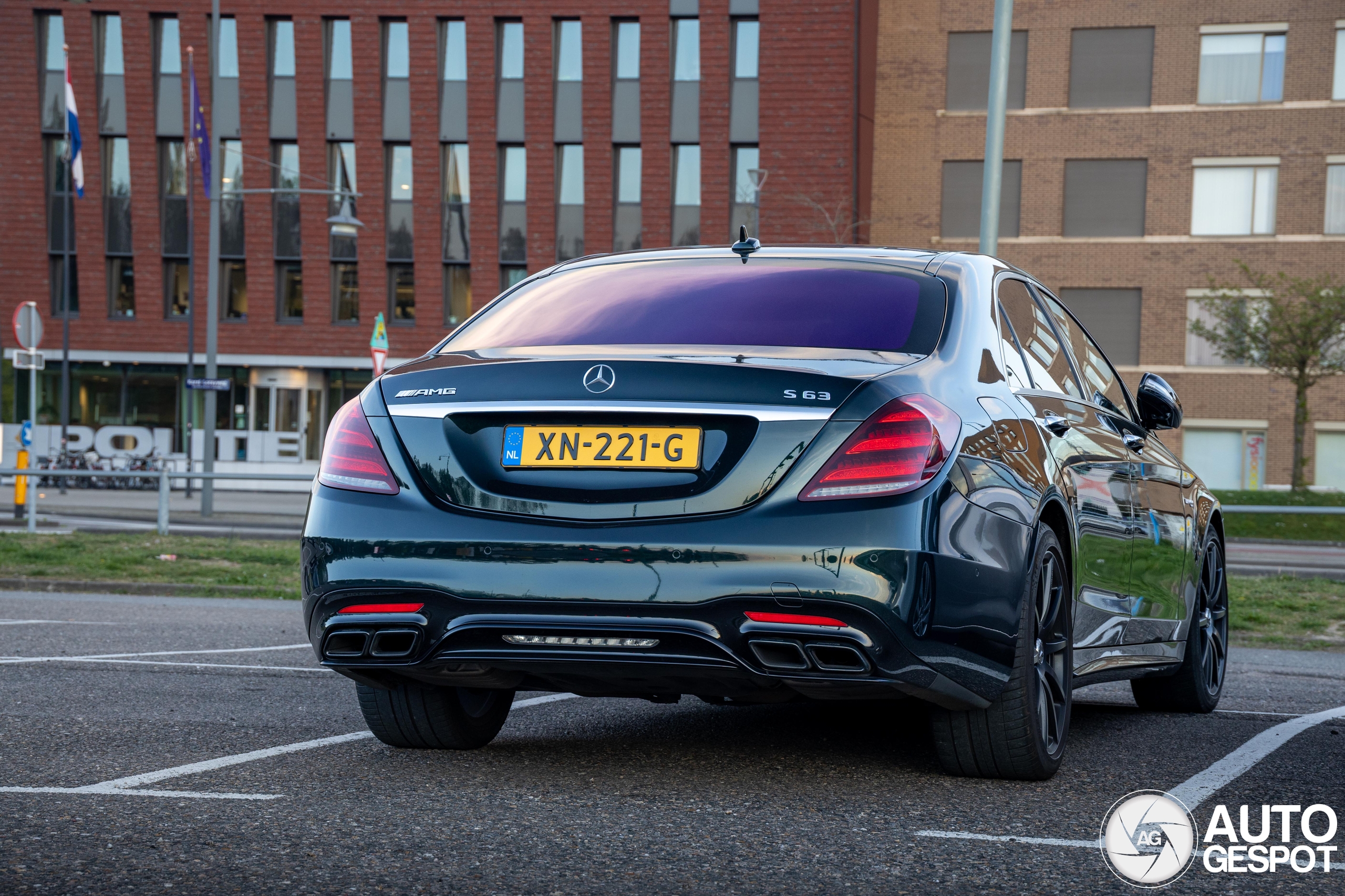 Mercedes-AMG S 63 V222 2017