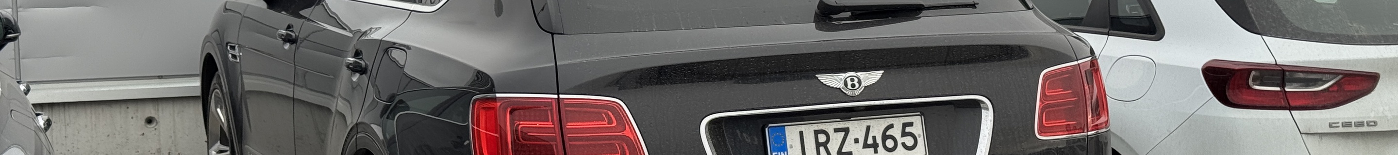 Bentley Bentayga Hybrid