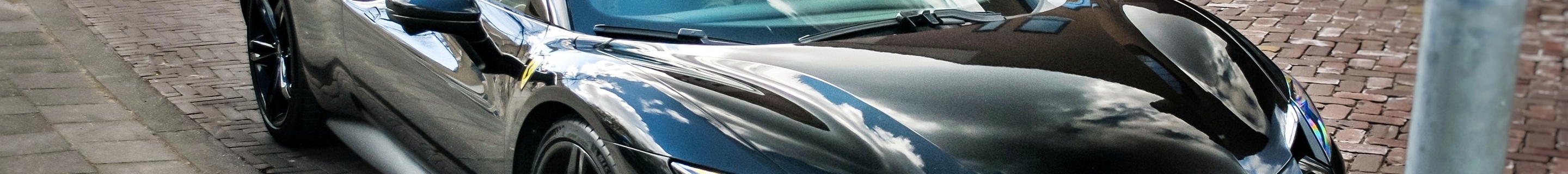 Ferrari 296 GTS