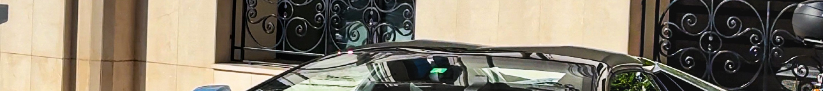 Lamborghini Aventador LP700-4 Roadster