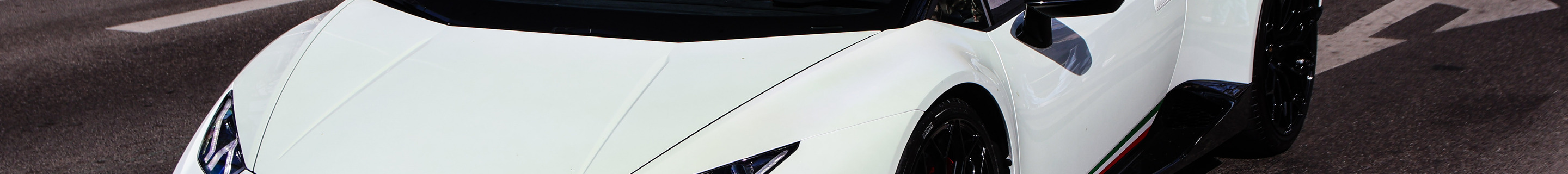 Lamborghini Huracán LP640-4 Performante Spyder