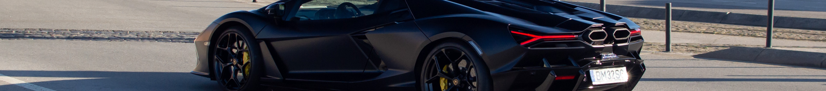 Lamborghini Revuelto