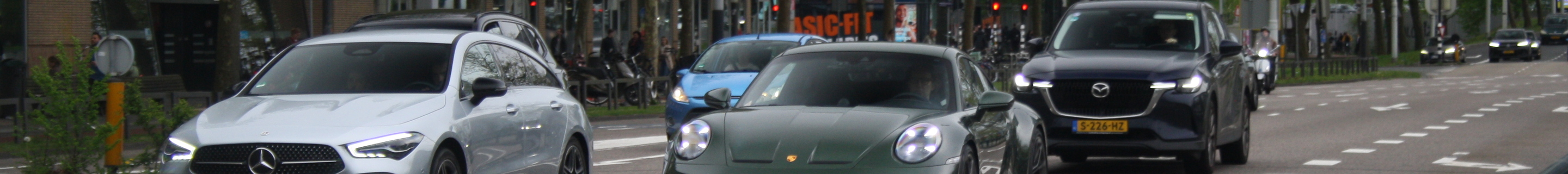 Porsche 992 GT3 Touring