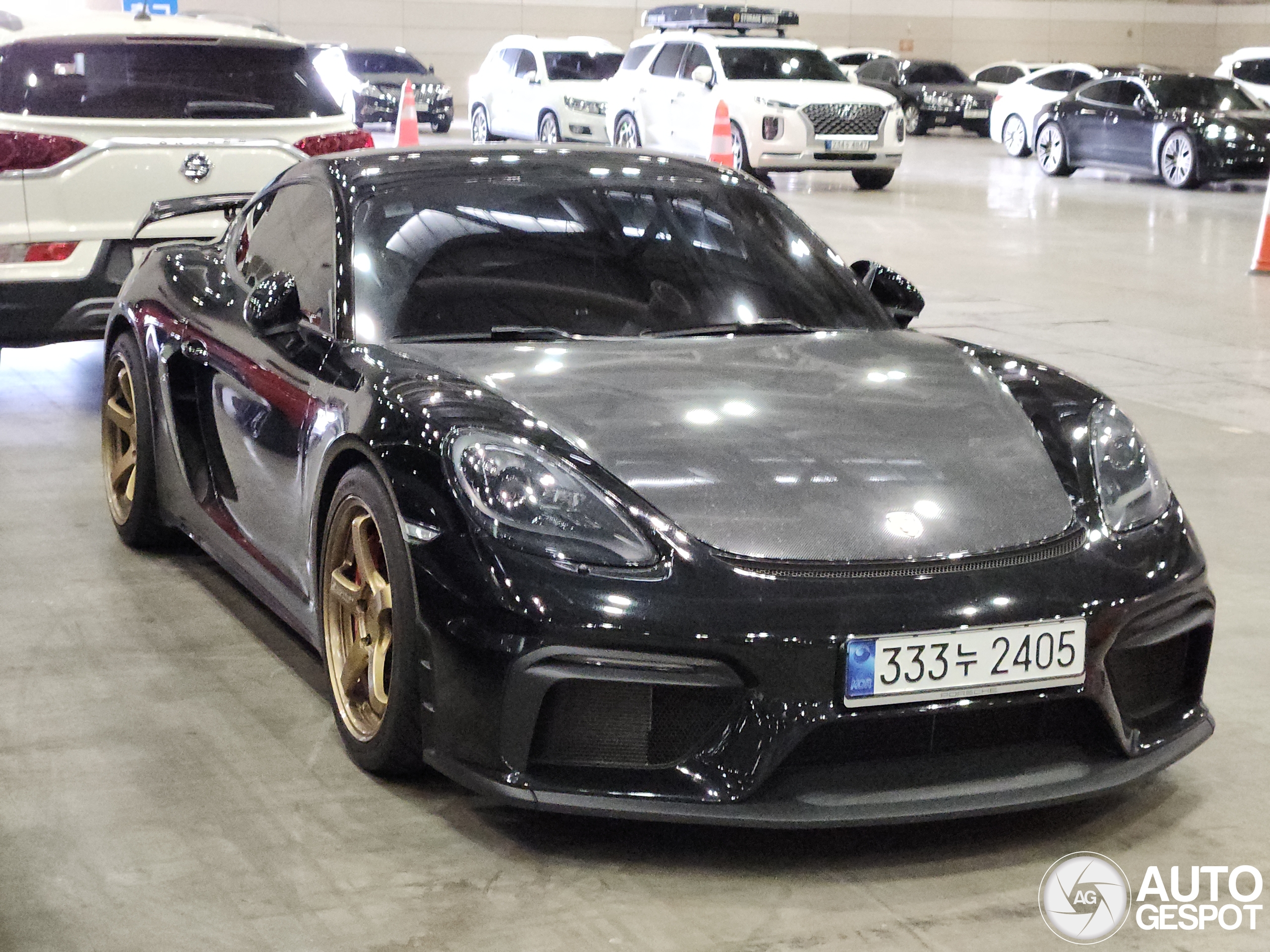 Porsche 718 Cayman GT4