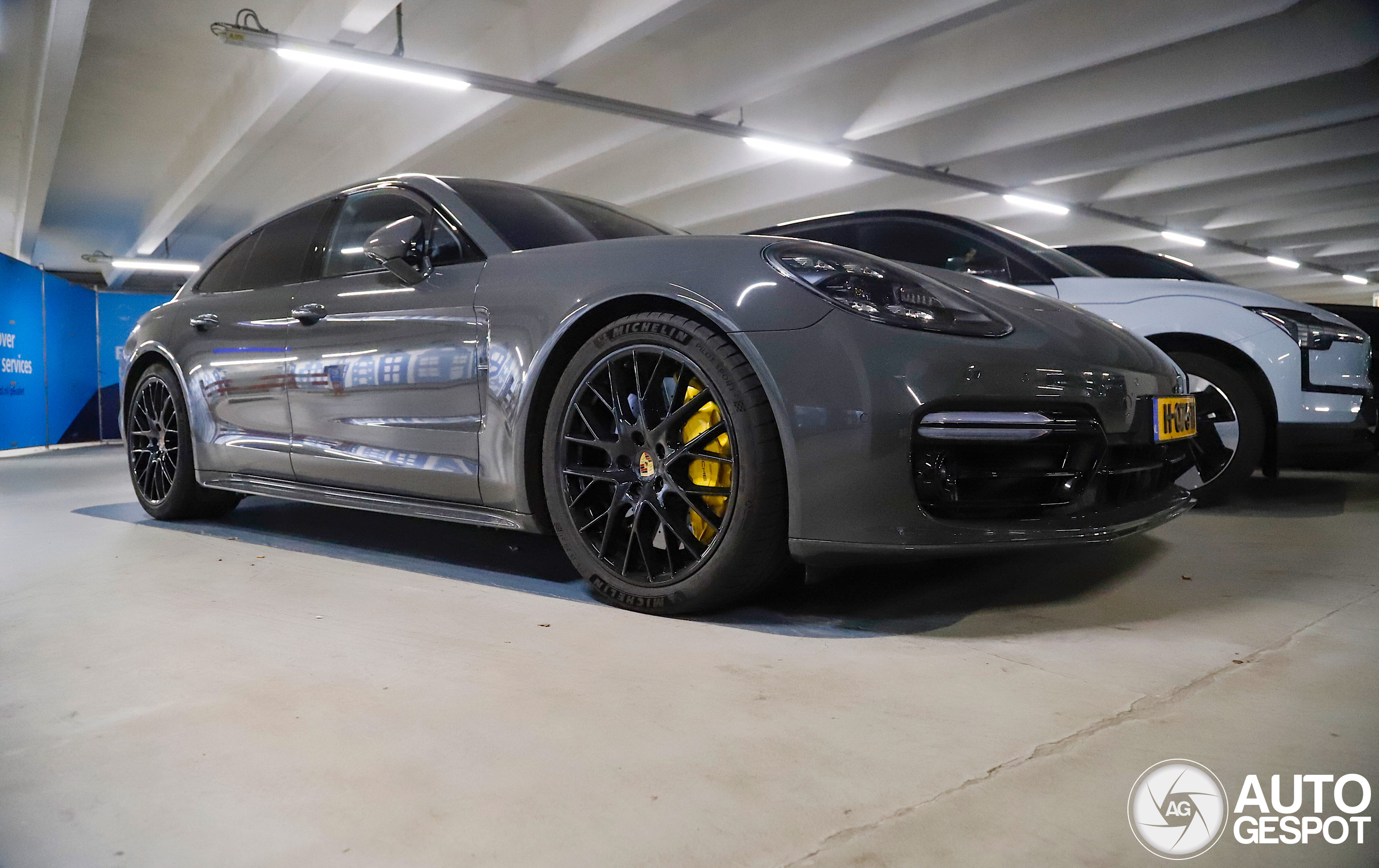Porsche 971 Panamera Turbo S E-Hybrid Sport Turismo