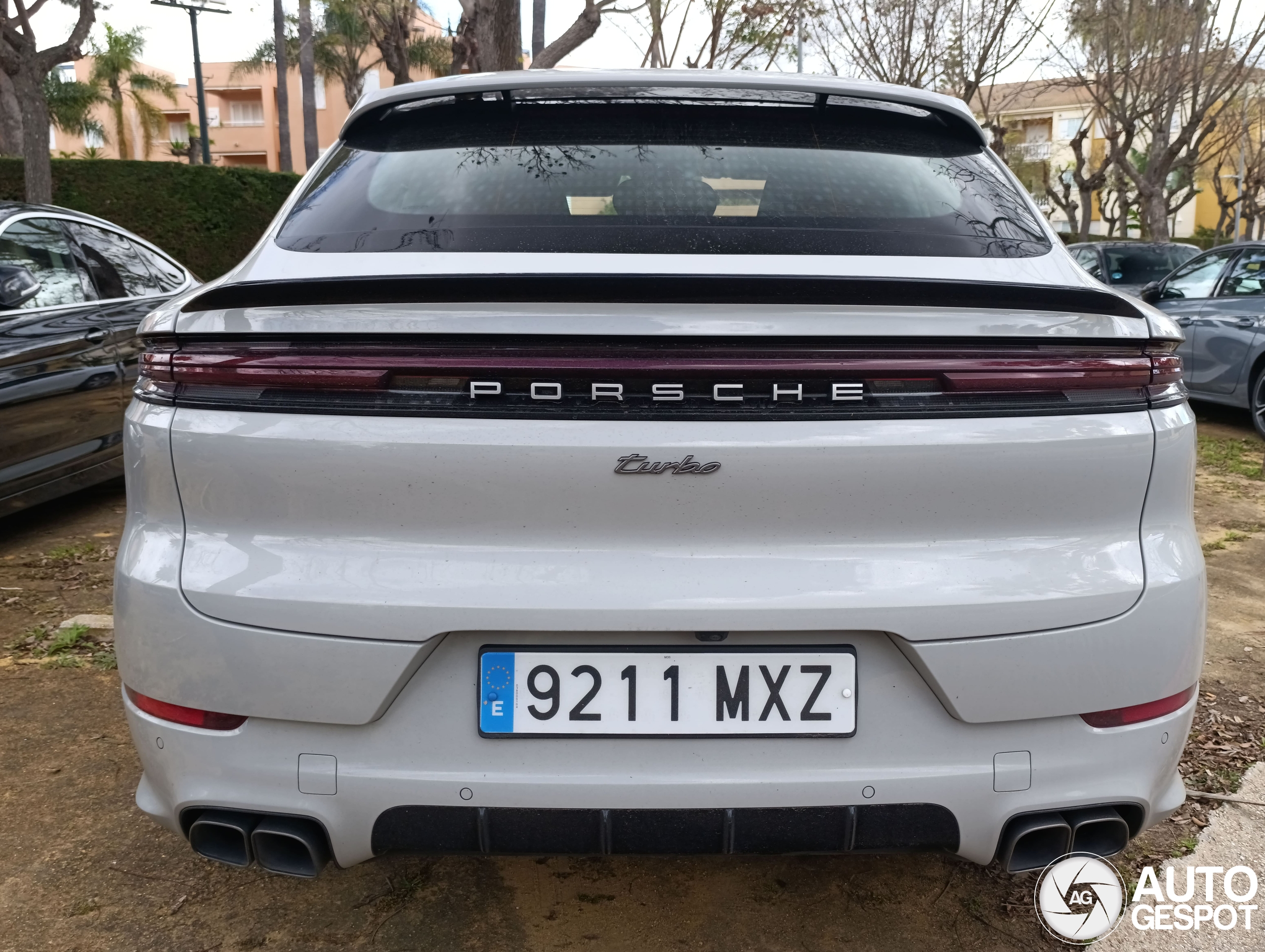 Porsche Cayenne Coupé Turbo E-Hybrid