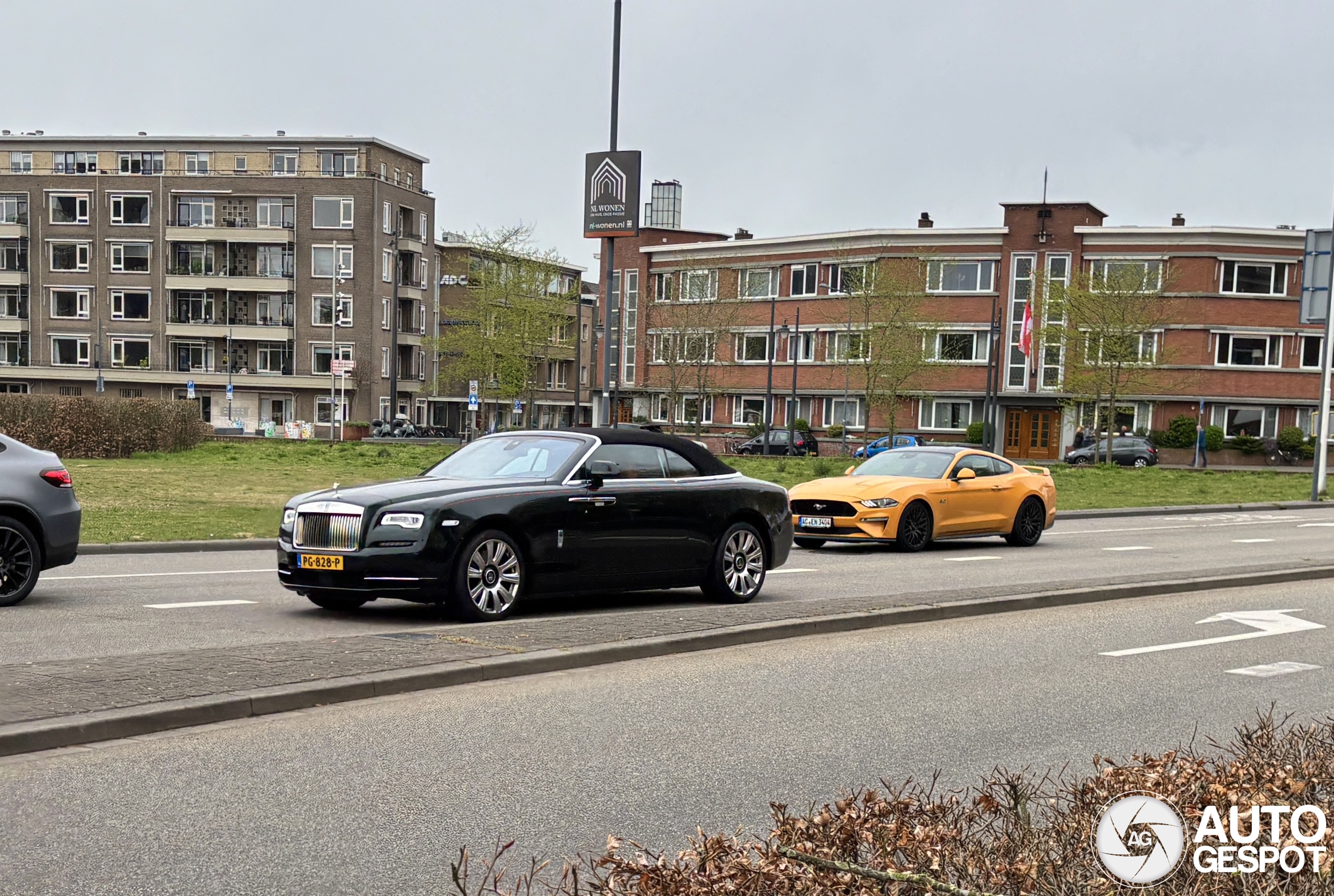 Rolls-Royce Dawn
