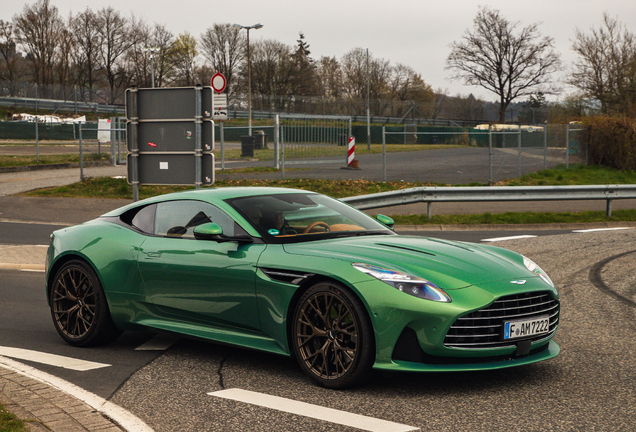 Aston Martin DB12