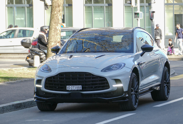 Aston Martin DBX707