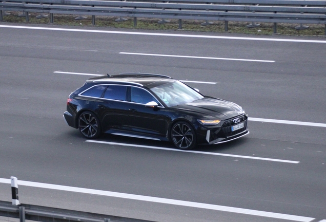 Audi RS6 Avant C8