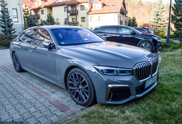 BMW M760Li xDrive 2019