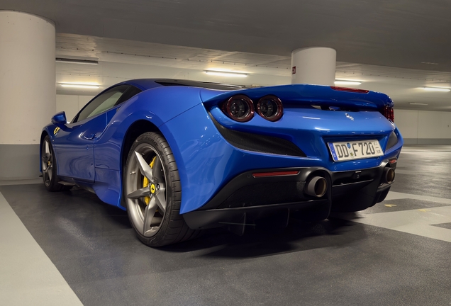 Ferrari F8 Tributo