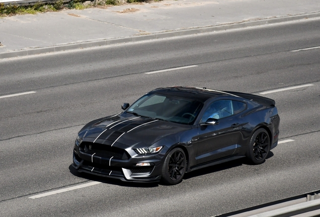 Ford Mustang Shelby GT350 2015