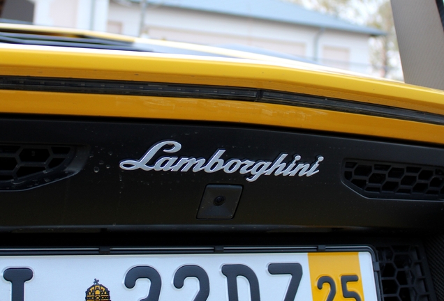 Lamborghini Aventador LP750-4 SuperVeloce