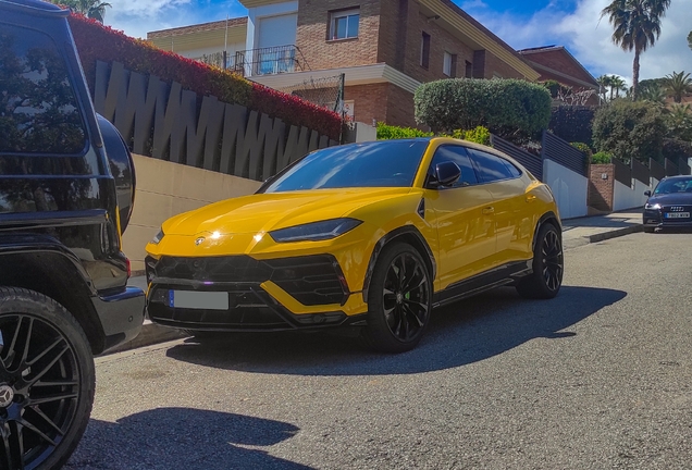 Lamborghini Urus