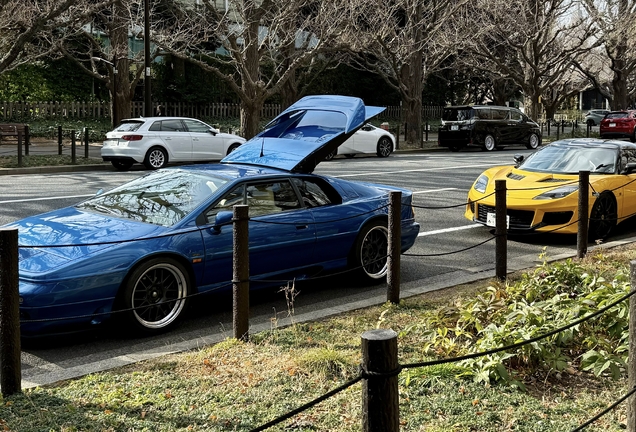 Lotus Esprit S4