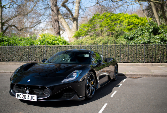 Maserati MC20
