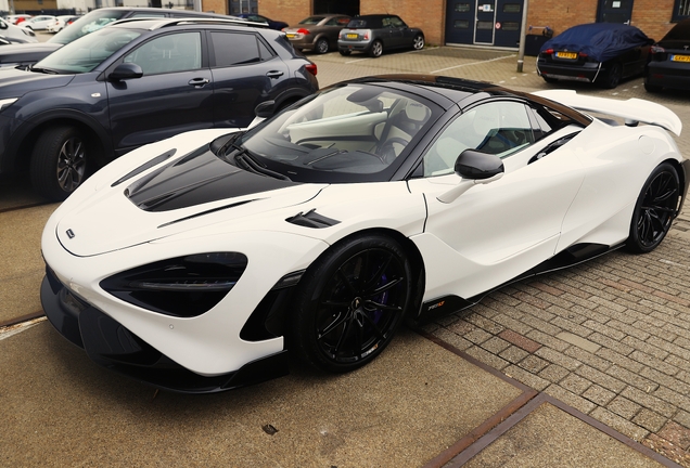 McLaren 765LT Spider
