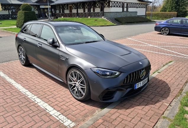 Mercedes-AMG C 63 S E-Performance Estate S206