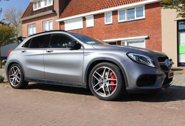 Mercedes-AMG GLA 45 X156 2017