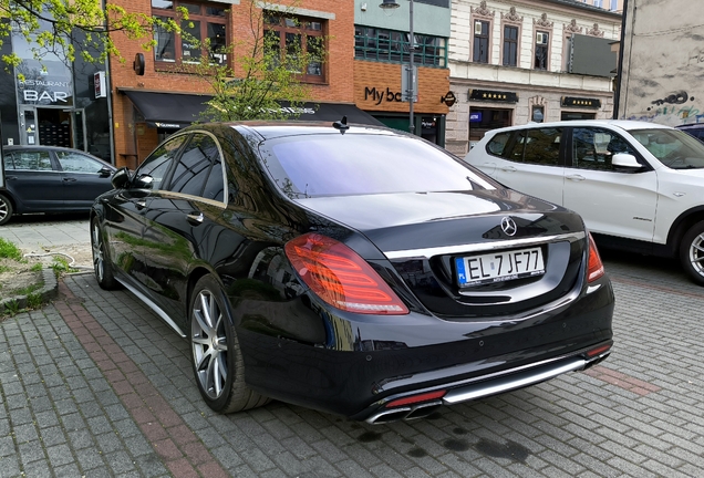 Mercedes-Benz S 63 AMG V222