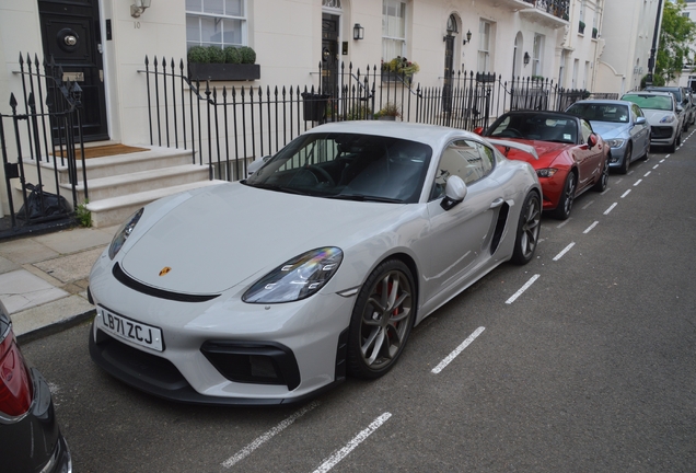 Porsche 718 Cayman GT4