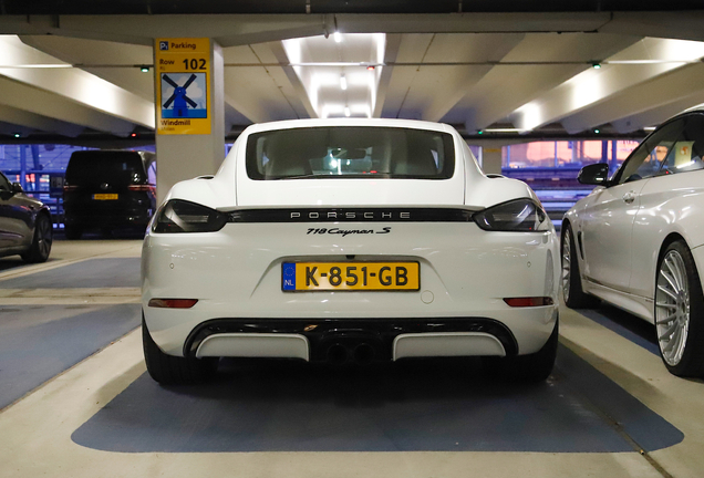 Porsche 718 Cayman S