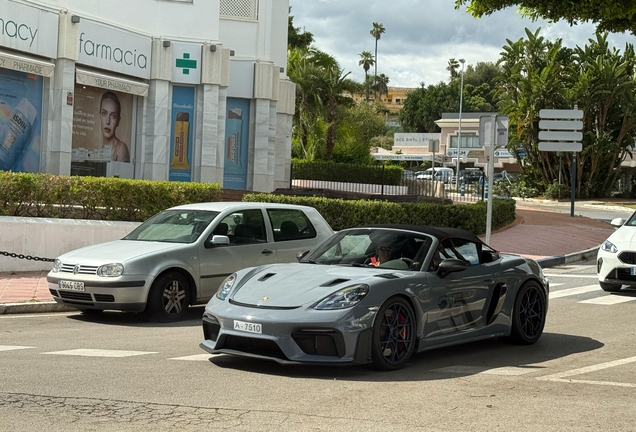 Porsche 718 Spyder RS