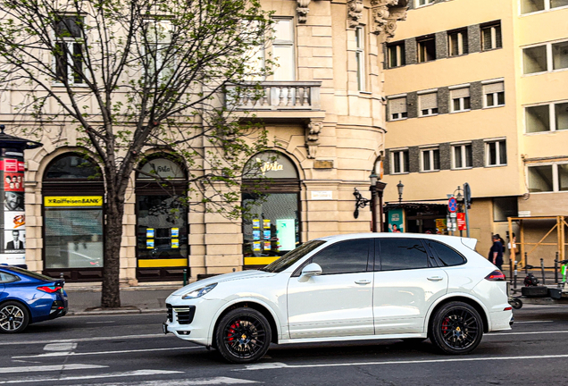 Porsche 958 Cayenne GTS MkII