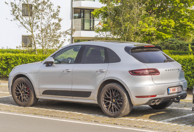 Porsche 95B Macan GTS
