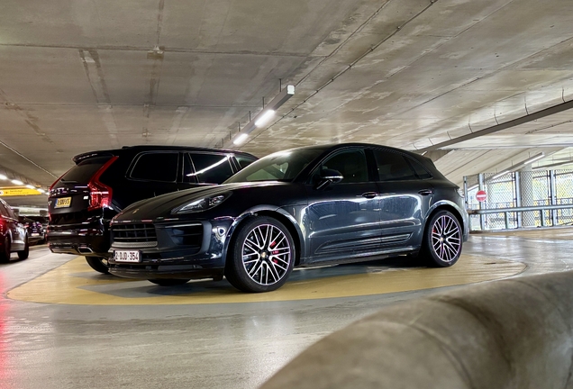 Porsche 95B Macan GTS MkIII