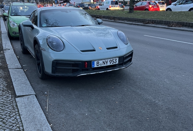 Porsche 992 Dakar