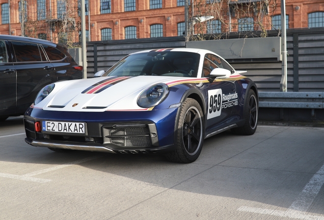 Porsche 992 Dakar