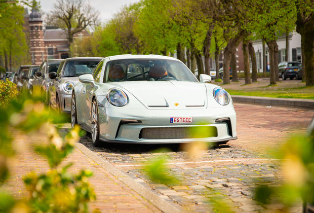 Porsche 992 S/T