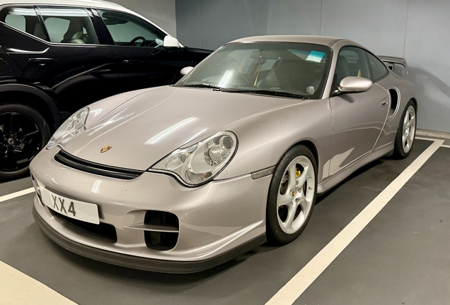 Porsche 996 GT2