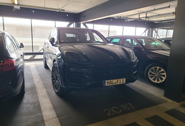 Porsche 9YA Cayenne Turbo E-Hybrid