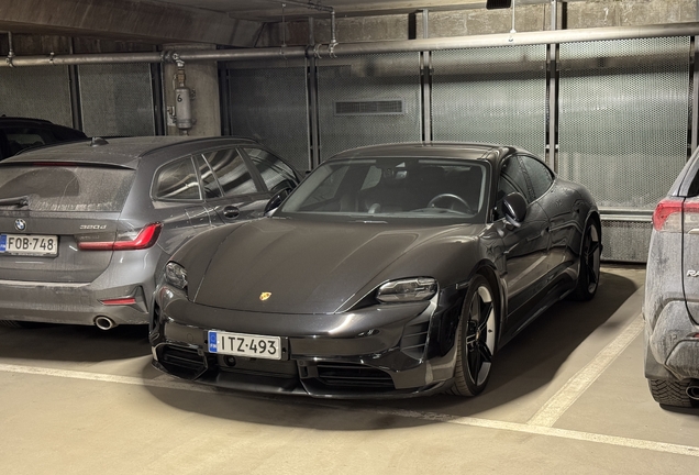 Porsche Taycan Turbo
