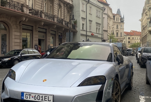 Porsche Taycan Turbo GT