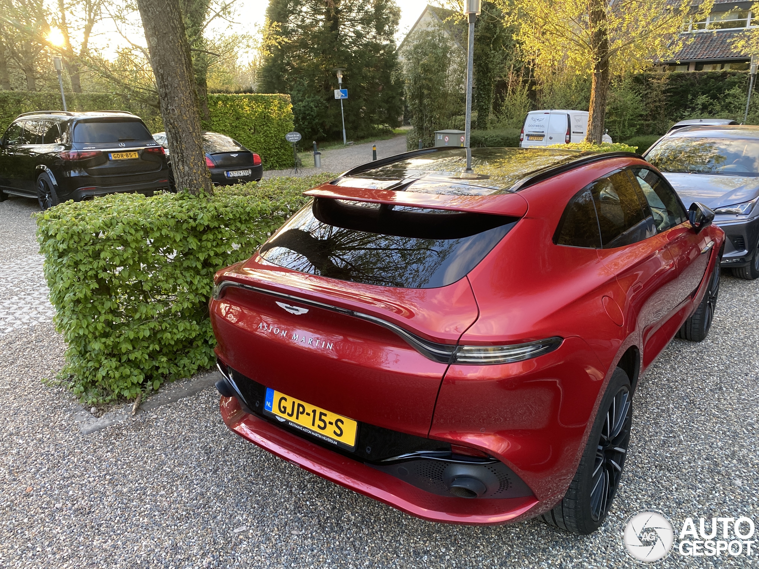 Aston Martin DBX