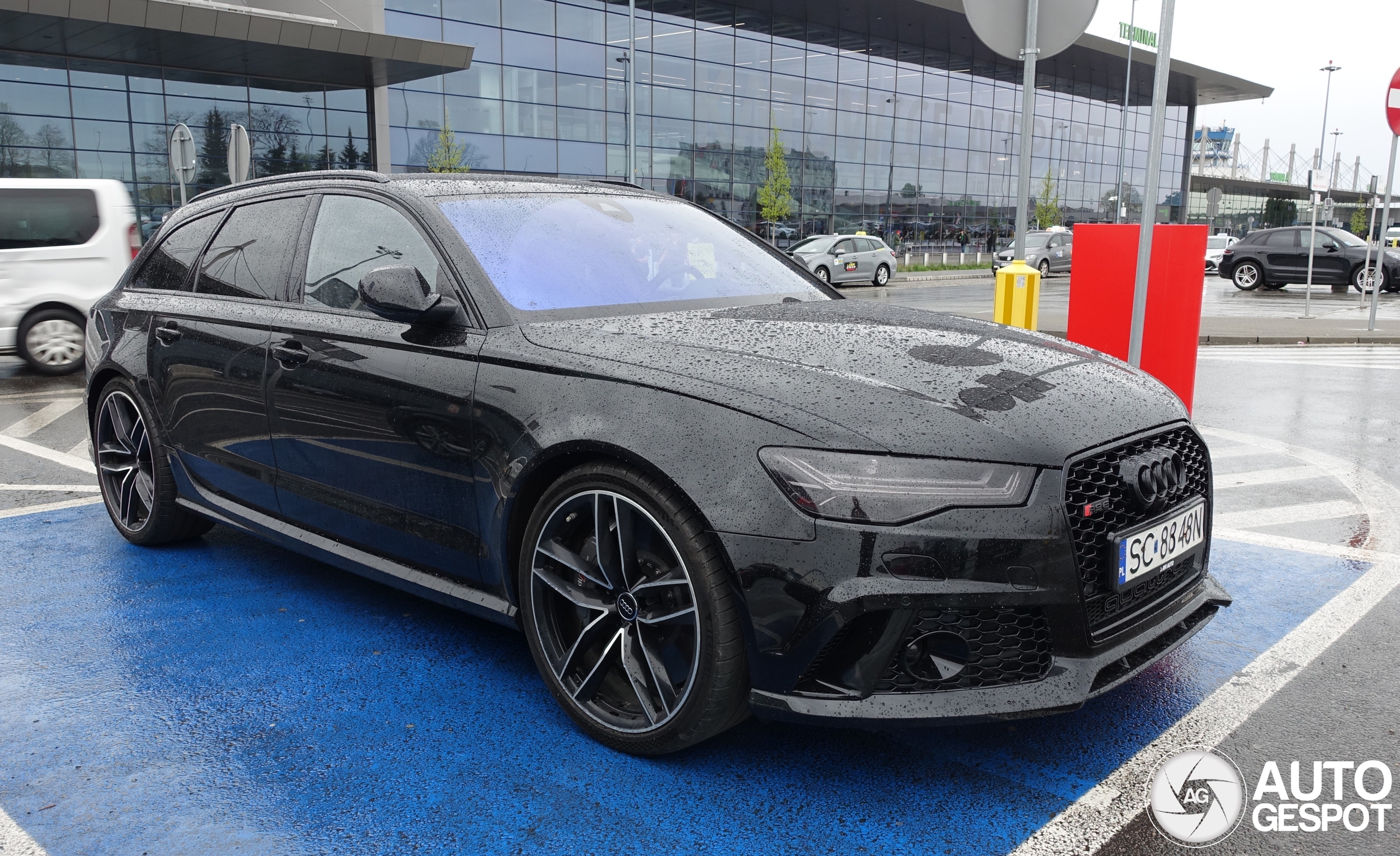 Audi RS6 Avant C7 2015