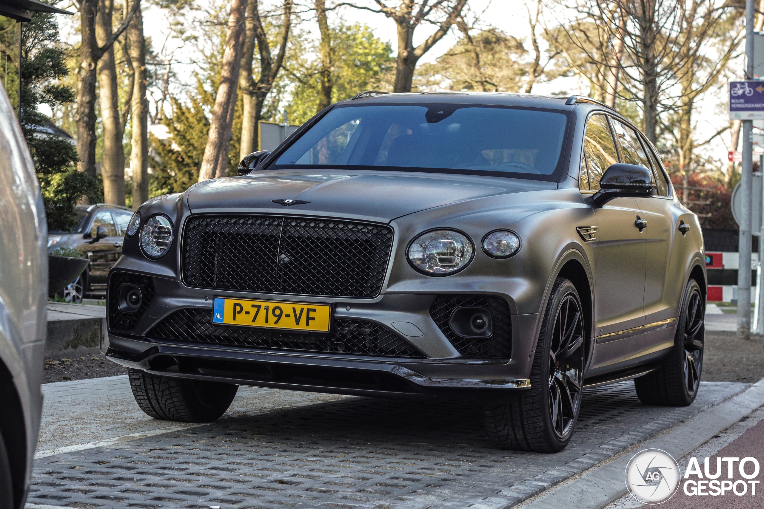 Bentley Bentayga V8 S 2022